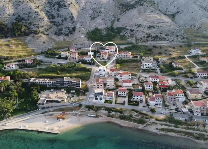Lora Apartman *